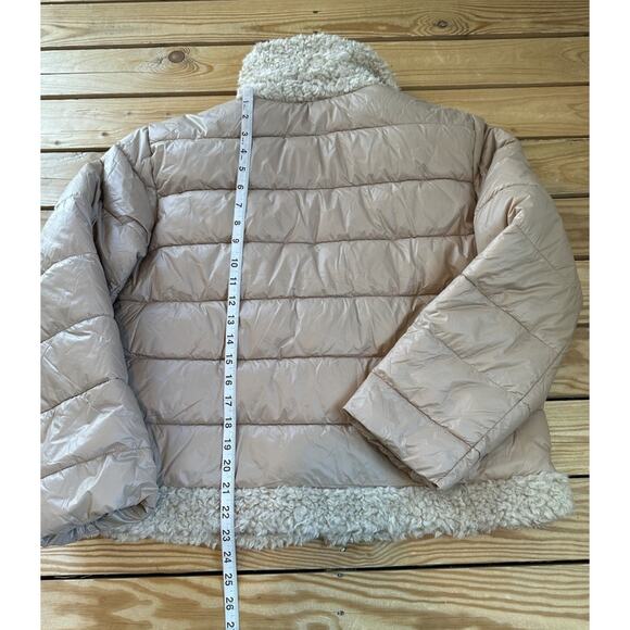 NWT Ann Taylor Weekend Sherpa Trim Puffer Jacket Size Medium Women’s Tan - Picture 6 of 8